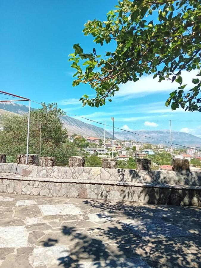 Stone Pazar Guest House จีโรคาสเตอร์ ภายนอก รูปภาพ